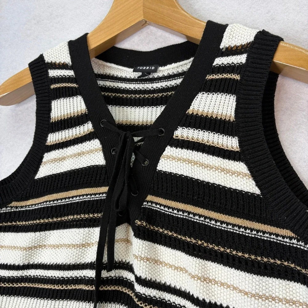 Torrid Black White Striped Lace Up‎ Knit Sweater Vest Womens 2X Dark Academia